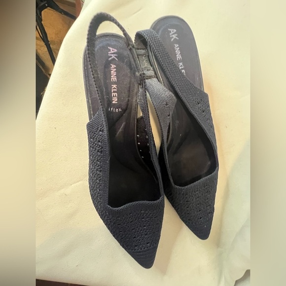 Anne Klein Women's Navy Slingback Shoes Size 7 - Picture 5 of 6